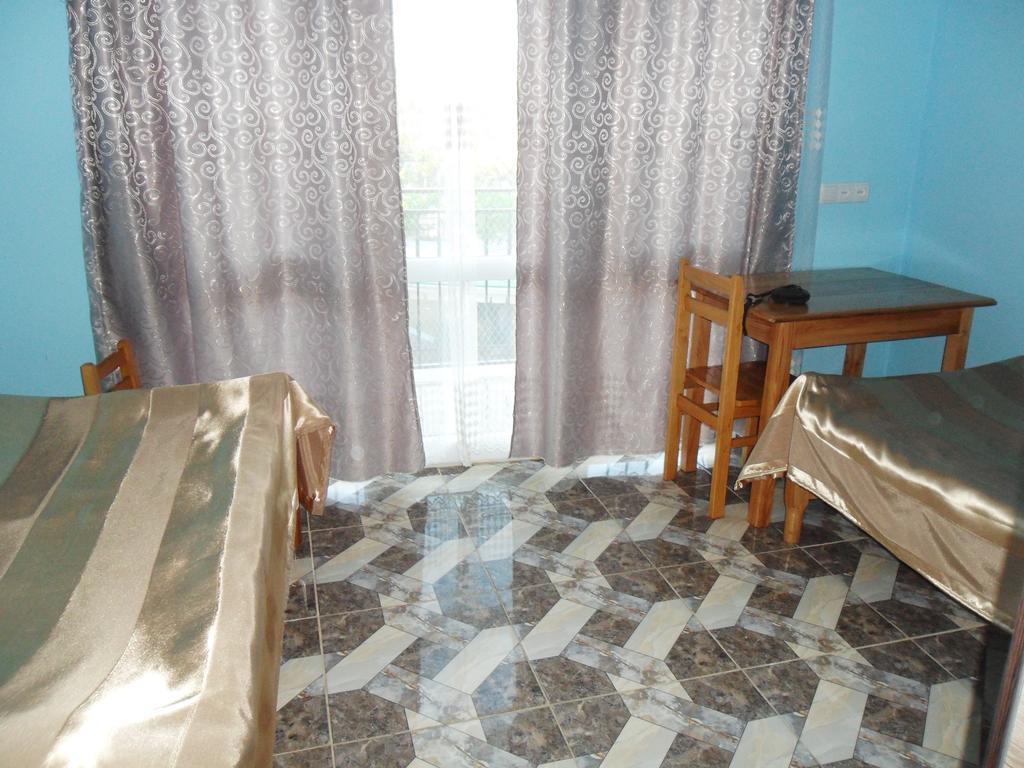 Guest House Nika كوبوليتي المظهر الخارجي الصورة