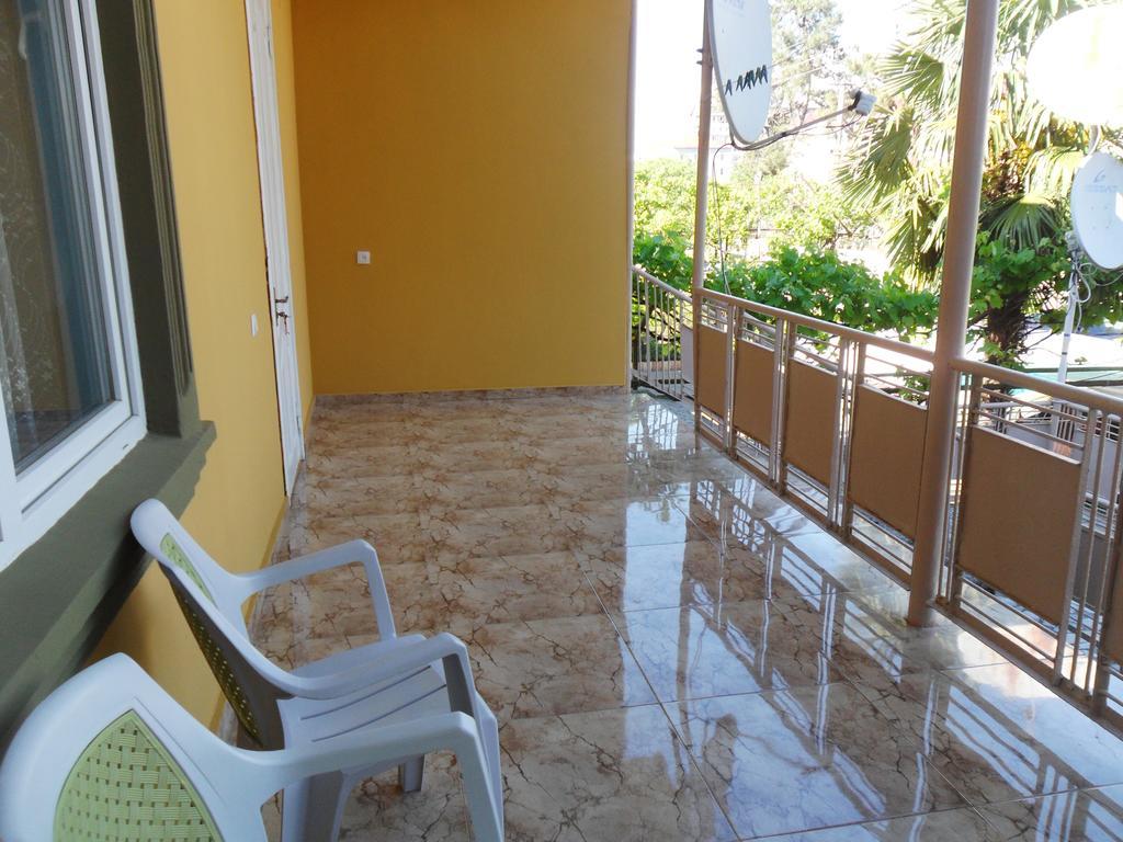 Guest House Nika كوبوليتي المظهر الخارجي الصورة