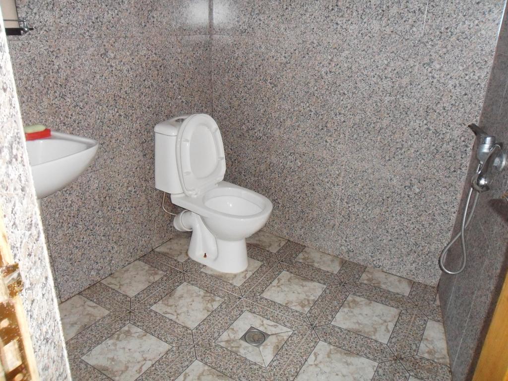 Guest House Nika كوبوليتي المظهر الخارجي الصورة
